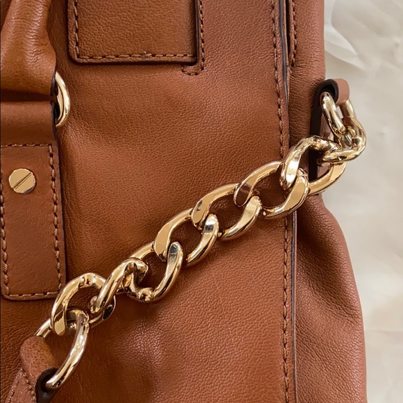 Michael Kors Hamilton Tote - Picture 9 of 10